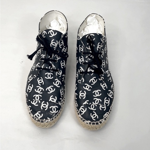 Chanel High Top CC Logo Espadrilles - Picture 3 of 13